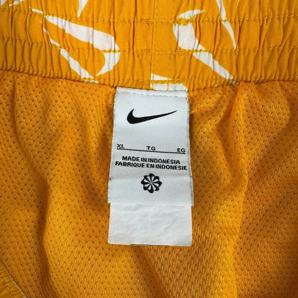 Nike Swoosh Allover Print Volley 5